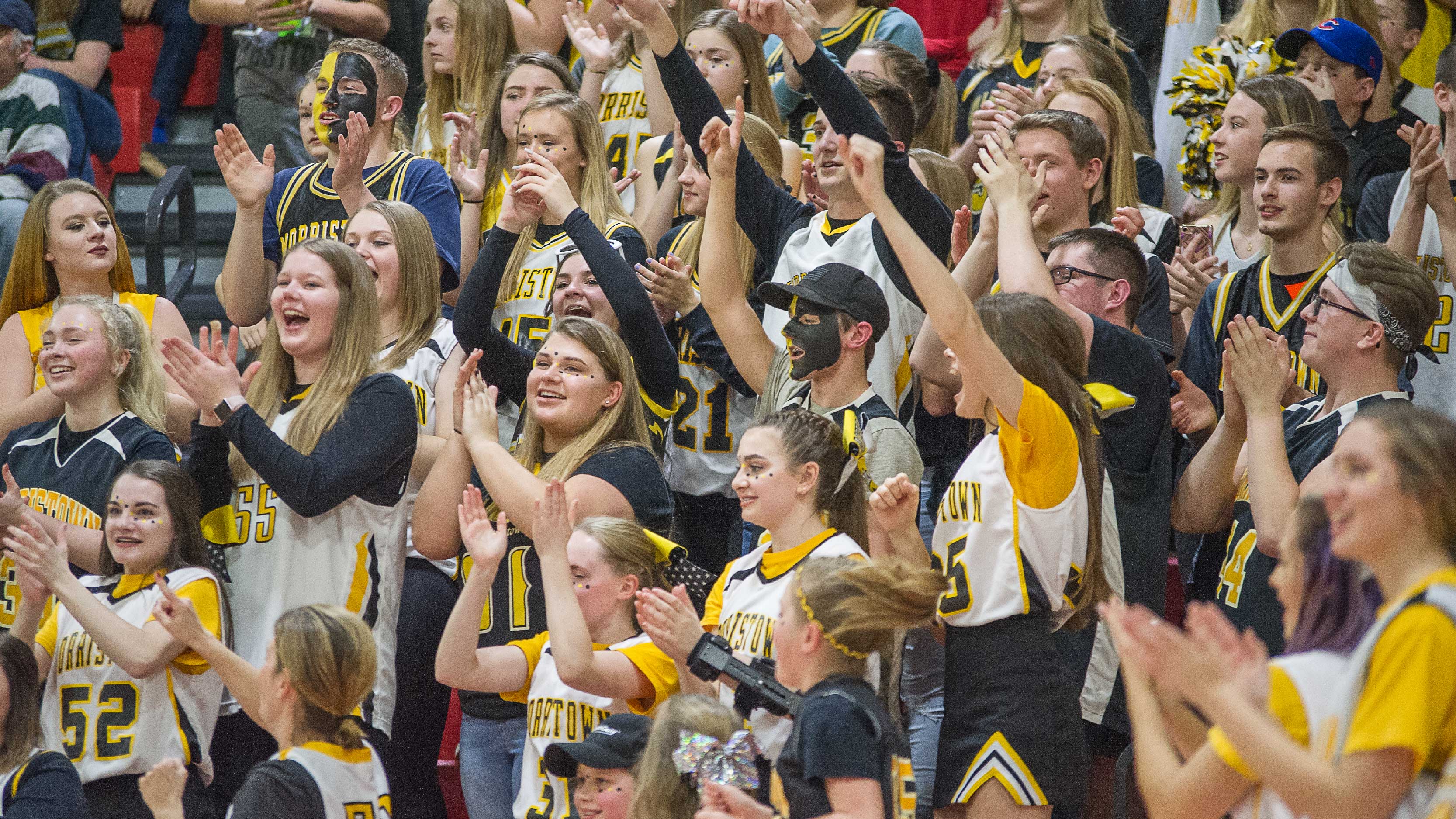 5 Audiences Already Engaging With Your High School Sports Program